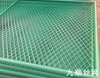鋼板網(wǎng)護欄4.jpg