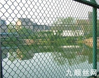 勾花網(wǎng)護欄4.jpg