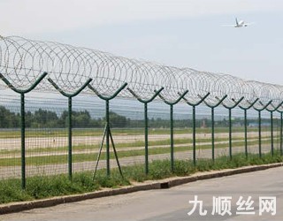 機場(chǎng)護欄網(wǎng)1.jpg